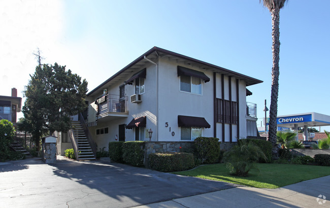 Building Photo - 510-514 N Santa Anita Ave