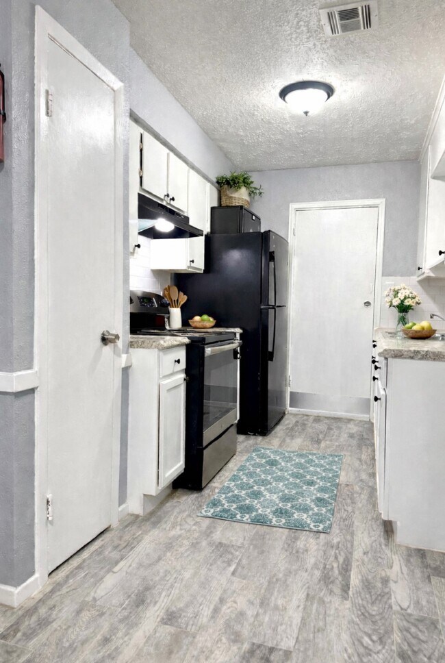 Foto del edificio - 4515 Oxford St