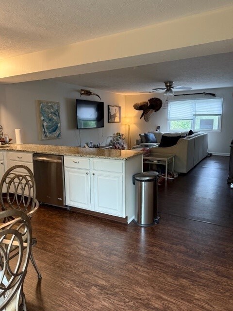 Building Photo - 202 Stone Gate Cir