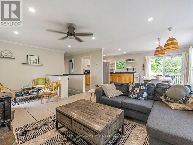 Building Photo - #8 - 1006 YOUNGS ROAD