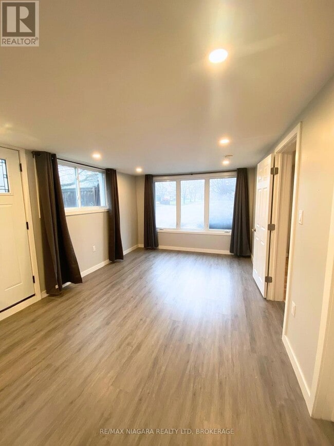 Building Photo - 1 Braden Ave