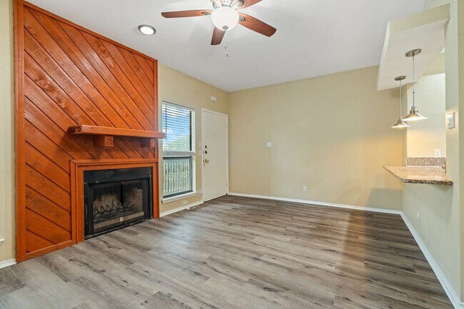 Foto del edificio - Park Place #204 N/M