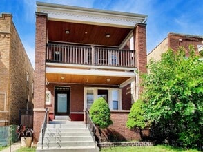 Building Photo - 4740 N Drake Ave