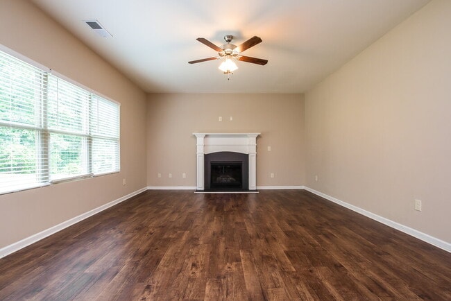 Building Photo - 251 Chandler Bluff Ct SE