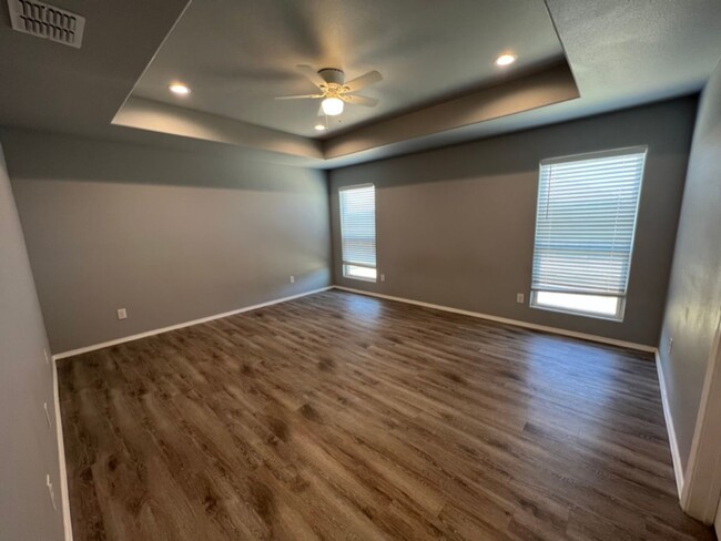 Building Photo - 3 Bedroom In Frenship ISD!