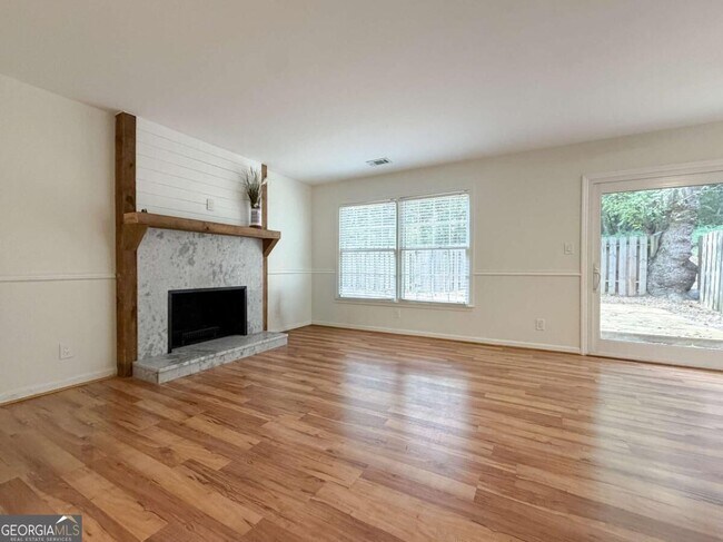 Foto del edificio - 2782 Farmstead Rd