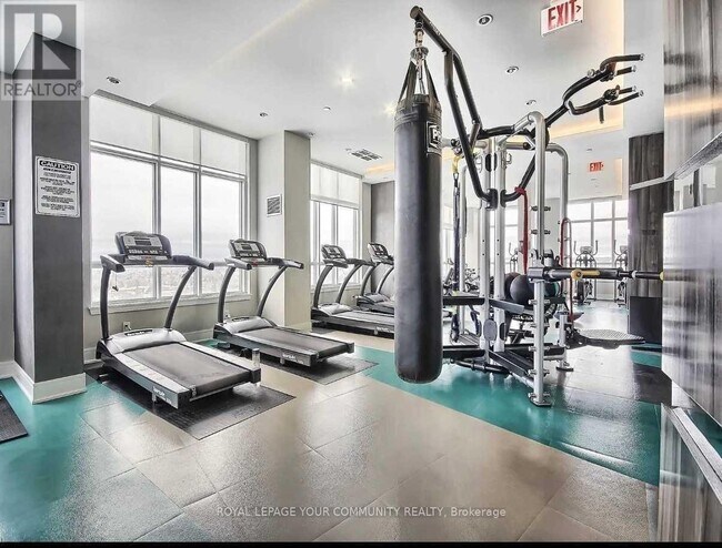 Photo du bâtiment - 9205-9205 Yonge St