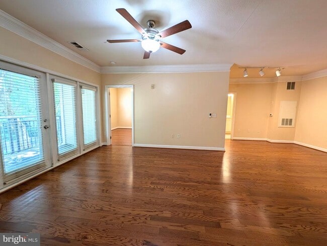 Foto del edificio - 501 Hungerford Dr