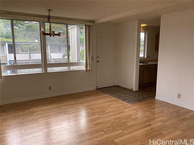 Building Photo - 95-648-648 Hanile St
