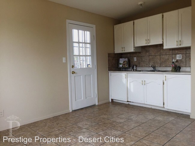 Building Photo - 2 br, 1 bath House - 7070 Grand Avenue