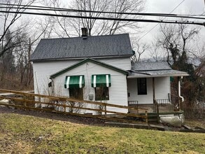 Building Photo - 595 Castle Ave