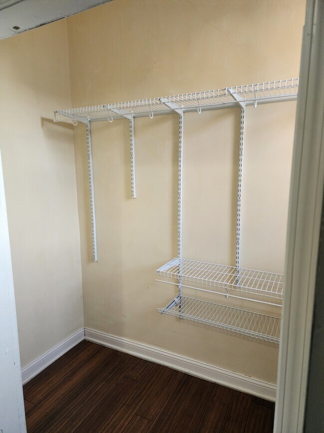 Foto del edificio - 4909 W Roosevelt Rd