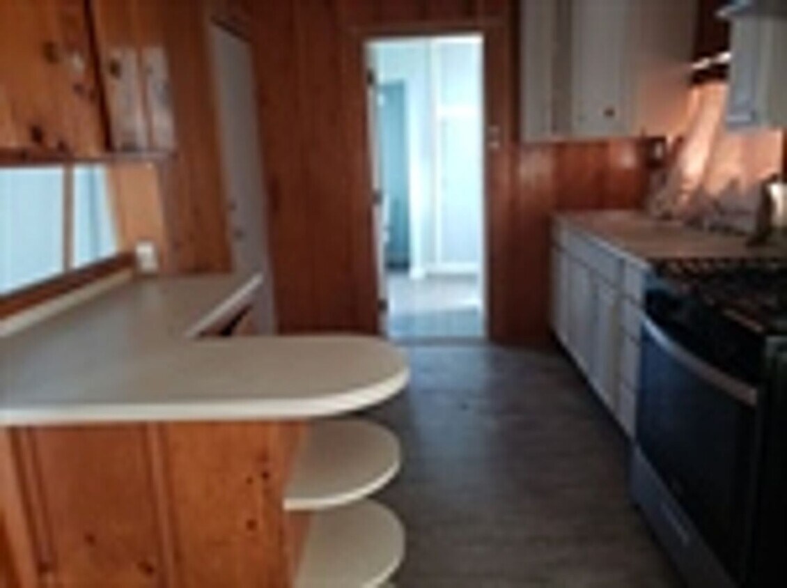 Foto del edificio - 646915thavenue.is4lease.com