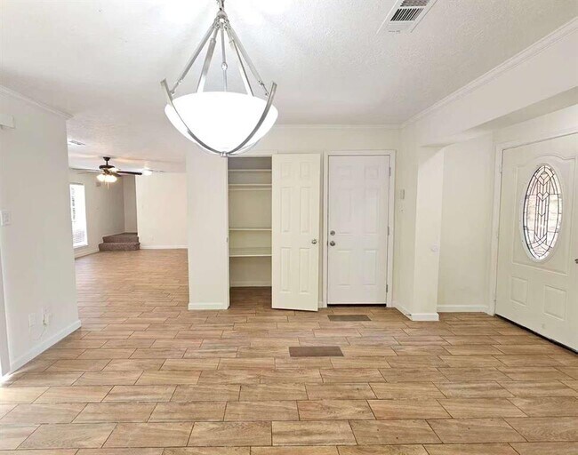 Foto del edificio - 6308 N 1st St