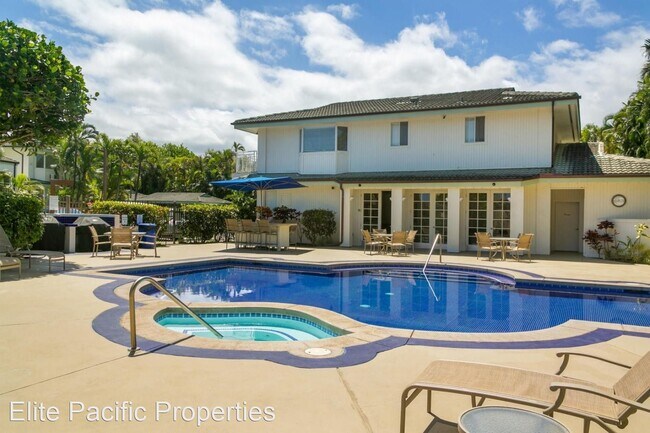 Building Photo - 5250 Ka Haku Rd