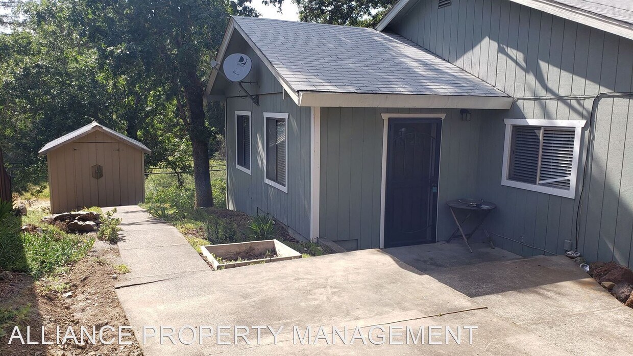 Foto principal - 8090 Park Ave