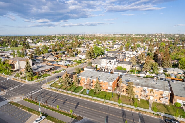 Aerial Photo - Westbrook Manor Apartments