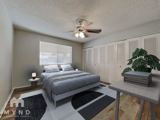 Foto del edificio - 7562 W Turney Ave