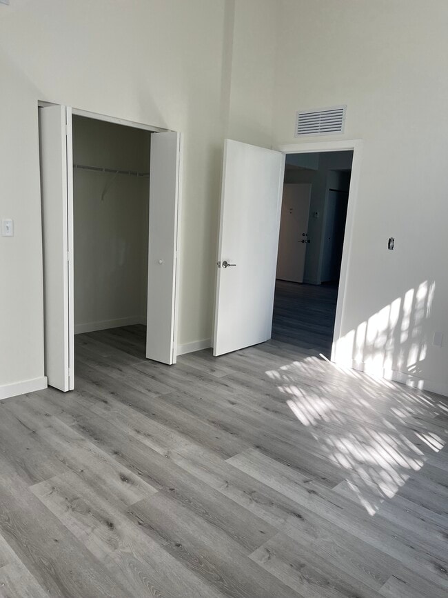 Photo - 26720 Old Dixie Hwy Apartments