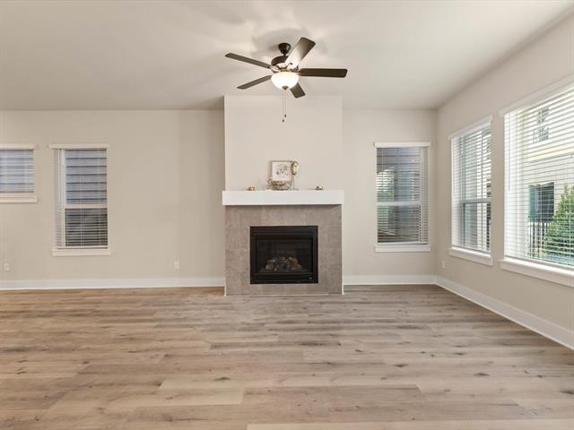 Building Photo - 4925 Ivy Charm Way