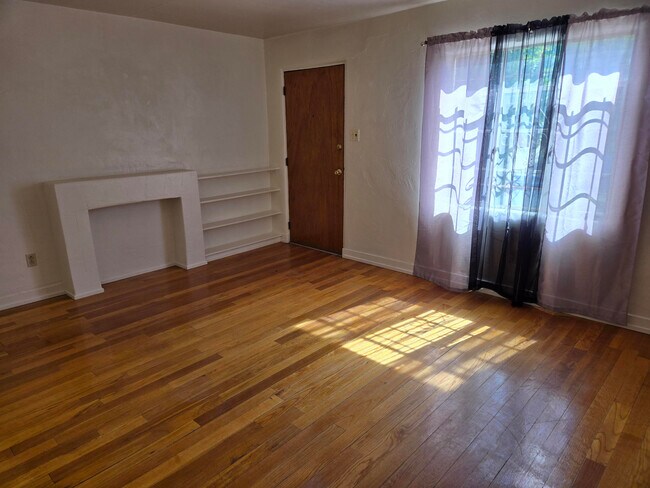 Foto del edificio - 1013 6th St NW