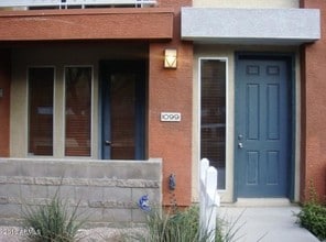 Building Photo - 6605 N 93RD Ave