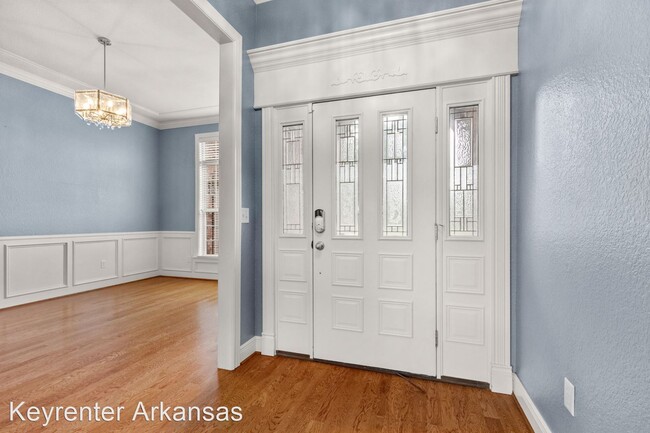Building Photo - 4 br, 2.5 bath House - 1185 Lexington Cir