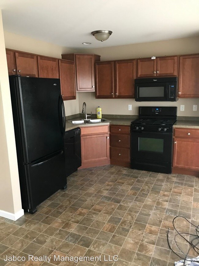 Building Photo - 3 br, 2.5 bath House - 145 Exeter Lane