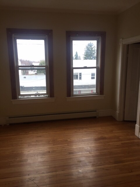 Building Photo - 147 Bridge Ave