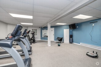 Interior Photo - Clarendon Heights