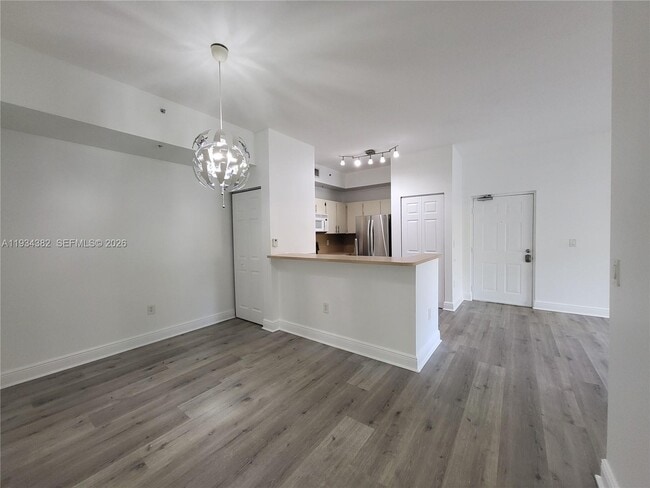 Foto del edificio - 7200 NW 114th Ave