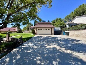 Building Photo - 41701 Riesling Ct