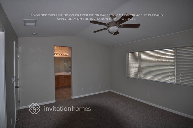 Foto del edificio - 5134 Rowe Dr