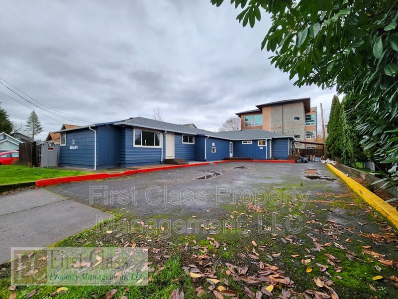 142 NW Bailey Ave Unit 4, Hillsboro, OR 97124 Condo for Rent in