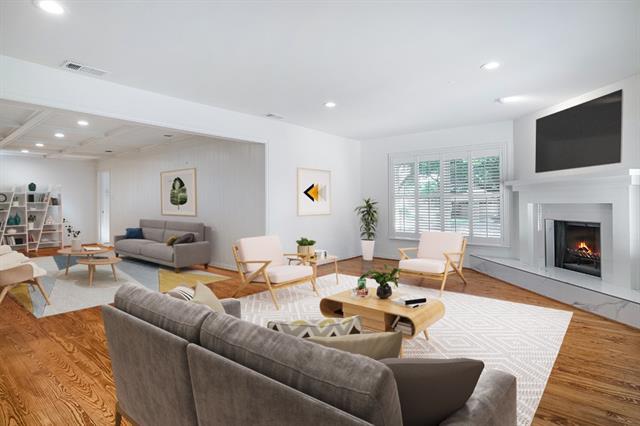 Foto del edificio - 6828 Ravendale Ln
