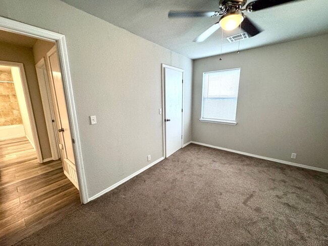 Building Photo - Newly Remodeled Brick Home 3/2 Two Car Garage