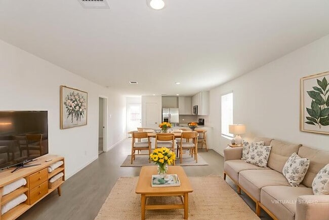 Foto del edificio - 3004 Majestic Sunrise Dr