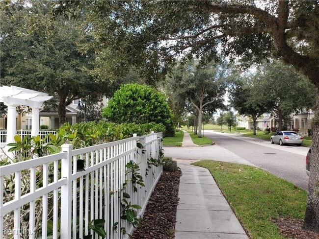 Building Photo - 7141 Harmony Square Dr S