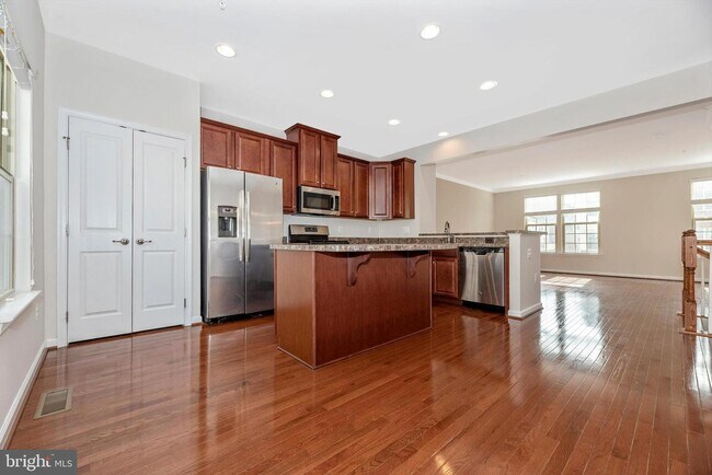 Foto del edificio - 6314 Posey St