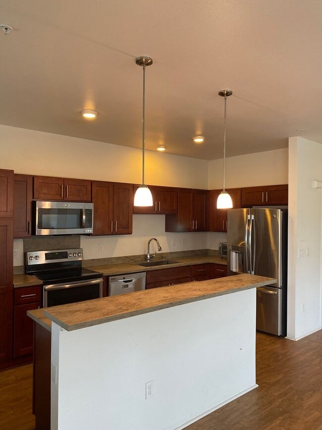 Building Photo - 4/3 in Mehana at Kapolei