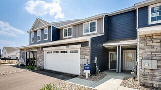 Building Photo - 17040 Dysart Pl