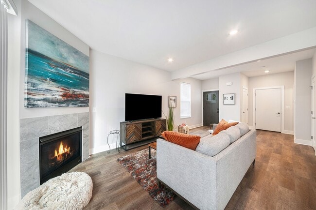 Building Photo - The Oscal | Three Bedroom Townhome