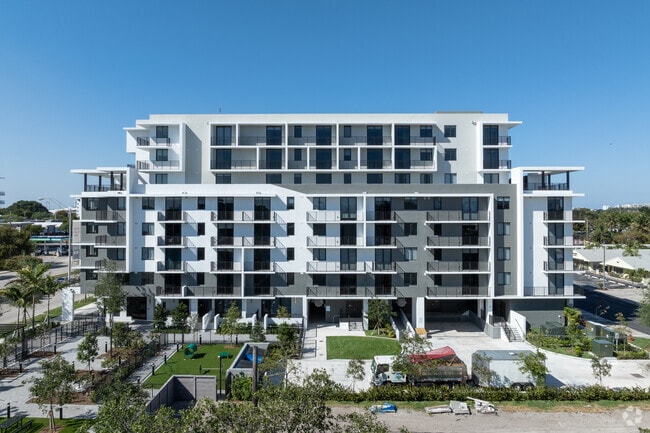 208 N Federal Hwy Pompano Beach, FL 33062 - The Atlantic by Soleste