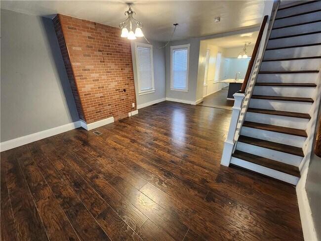 Foto del edificio - 1043 Washington St