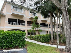 Building Photo - 1018 Woodshire Ln