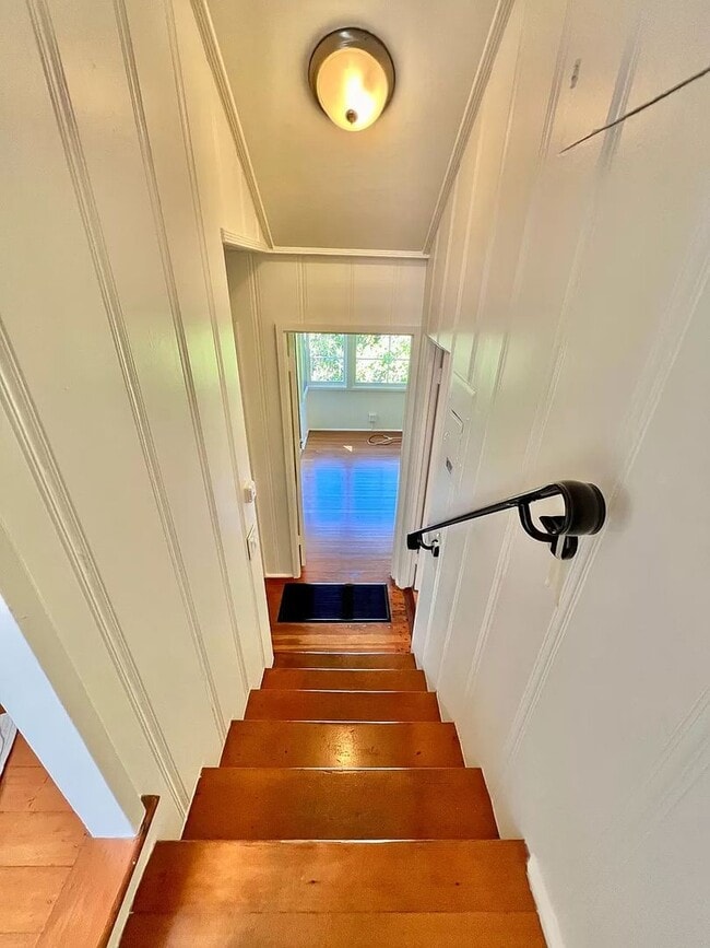 Building Photo - Laguna Beach Rental