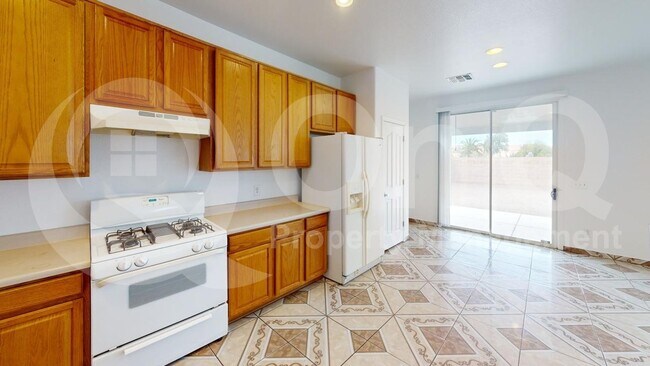 Foto del edificio - 4720 W Lindenthal Ln