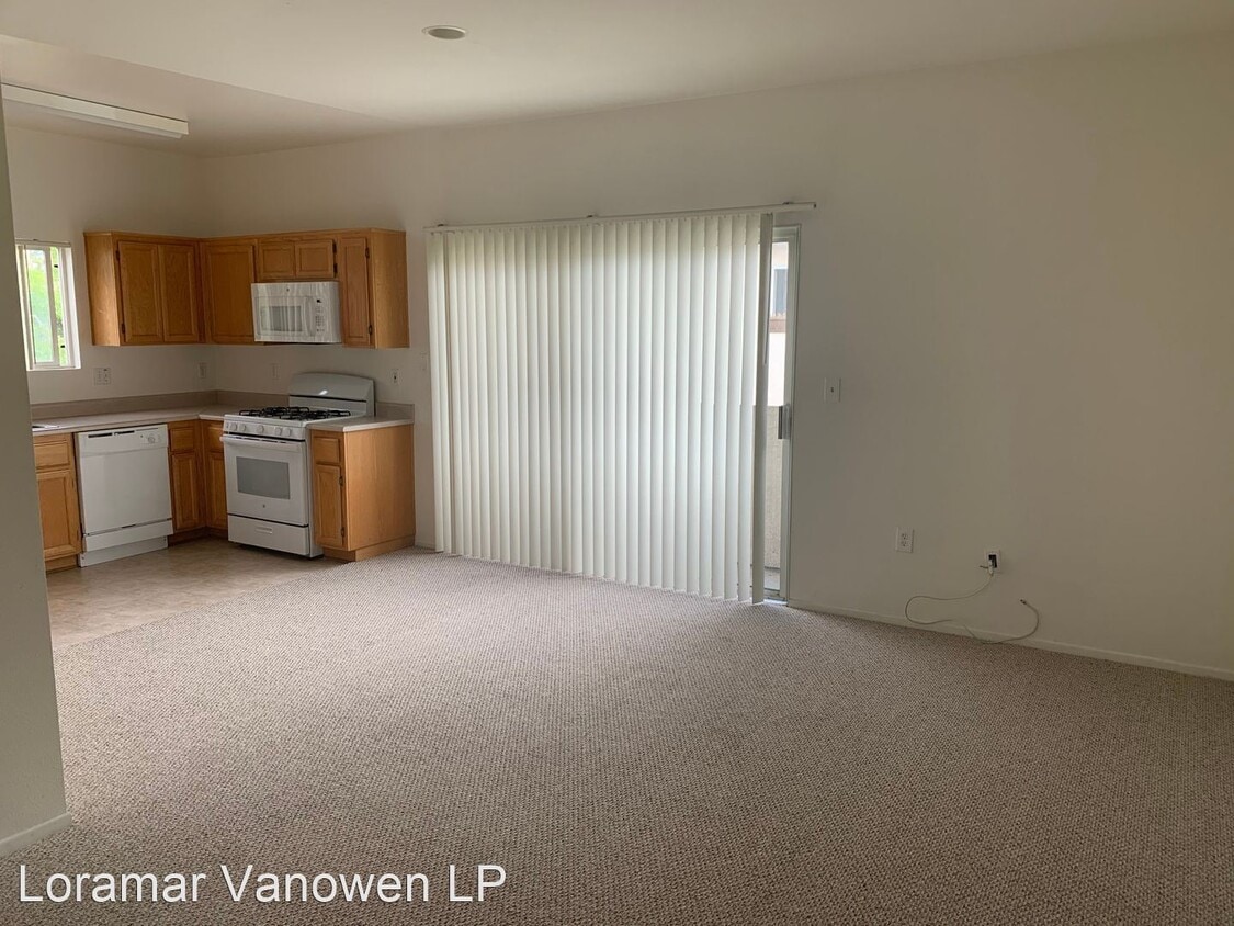 Primary Photo - 12950 Hartland St