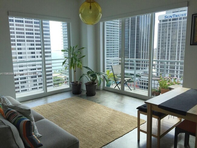 Foto del edificio - 133 Northeast 2nd Avenue Apt #2302, Miami,...