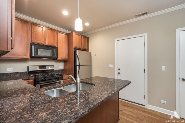 Foto del edificio - 3709 N Kenneth Ave